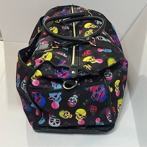 Betsey Johnson Skull Print Duffle Bag - Picture 3 of 10